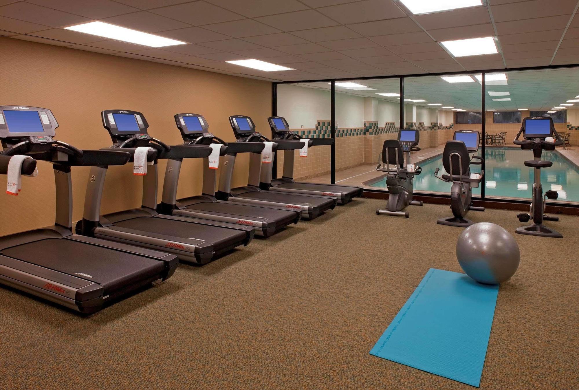 Hyatt Regency Schaumburg Chicago Hotel Facilities photo